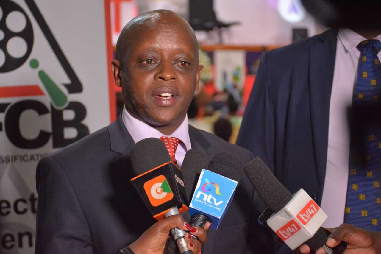 Parents urged to take lead role in protecting minors from inappropriate content