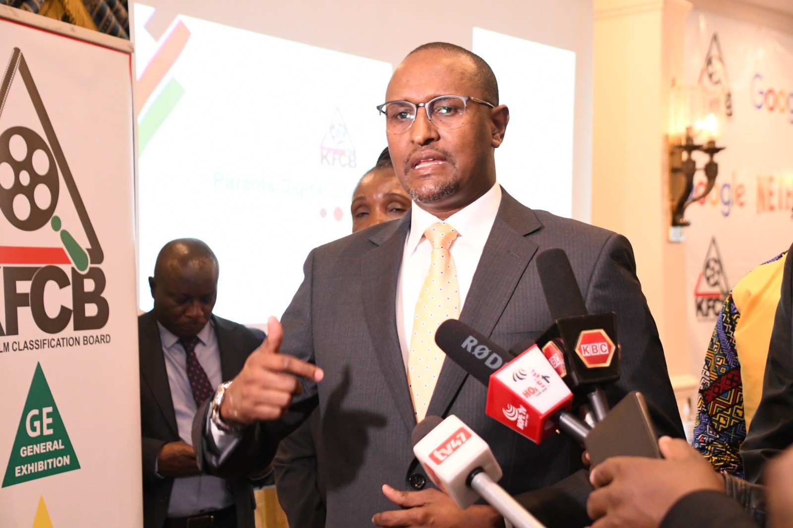 Digital parenting skills