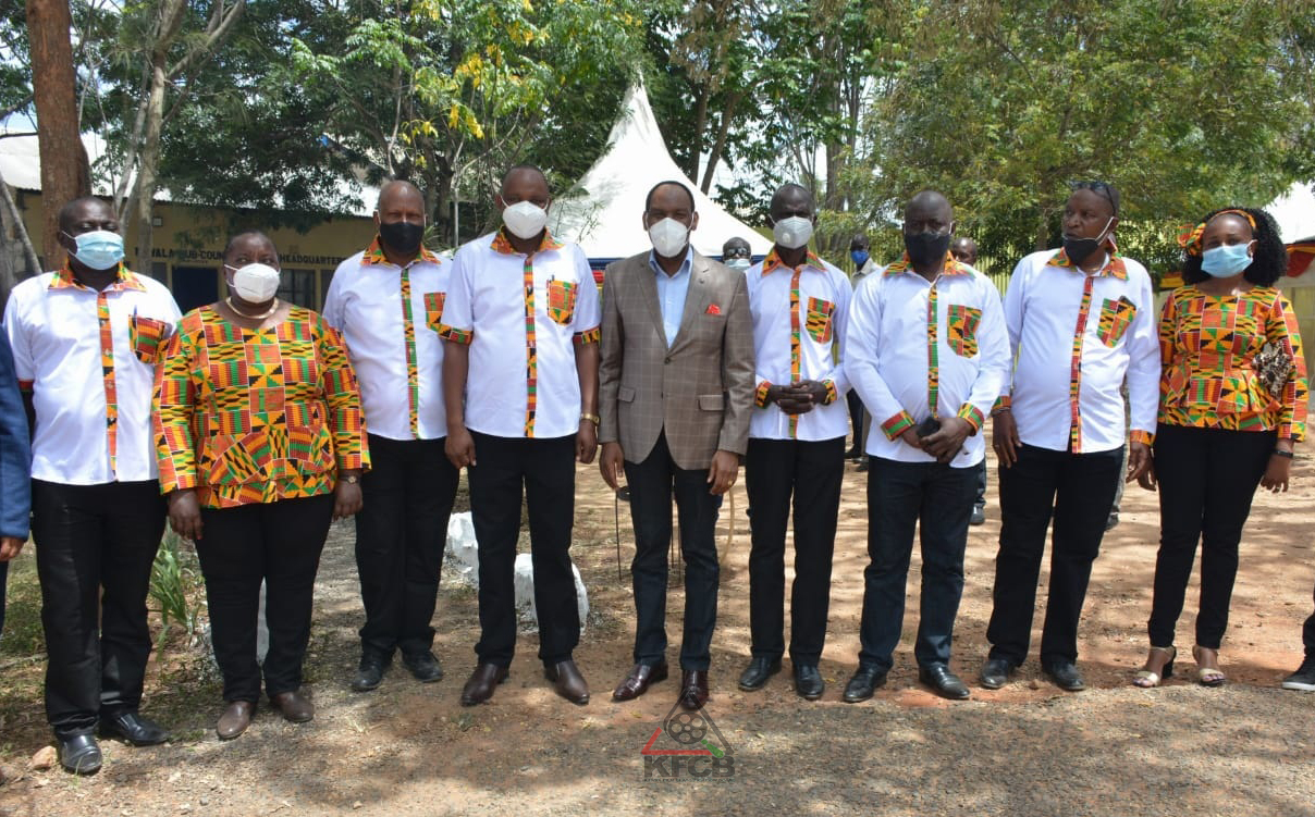 Group photo at Masii Police station