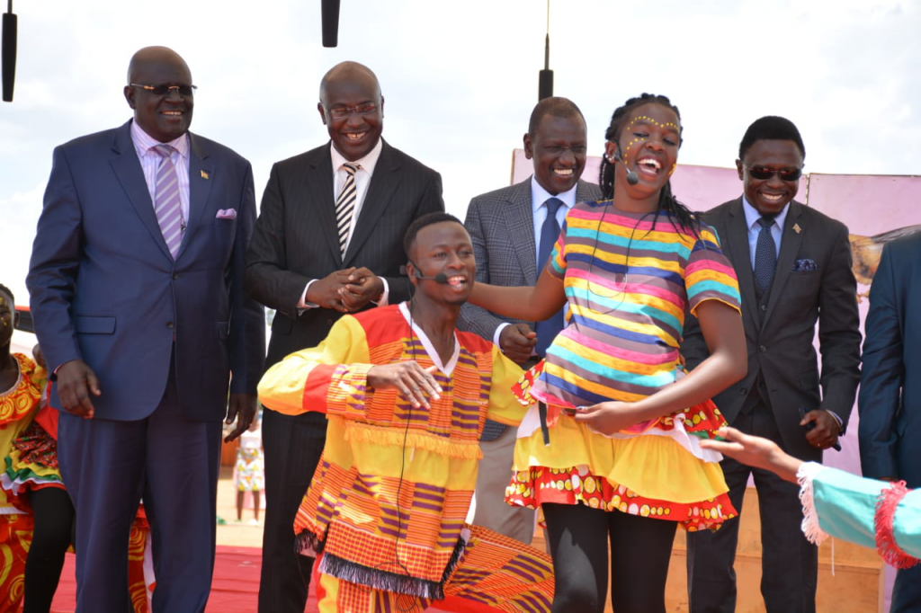 DP EXTOLS KFCB AT KNDFF STATE CONCERT